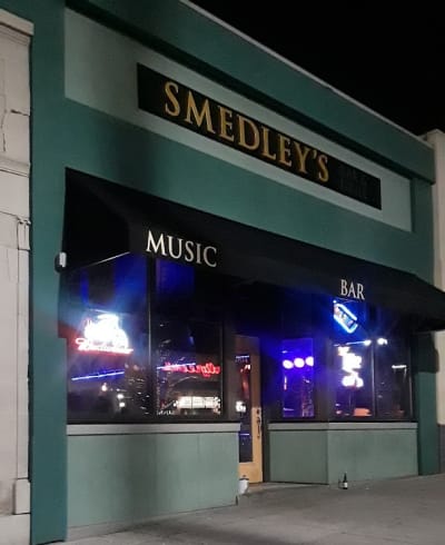 Smedley's Bar & Grill